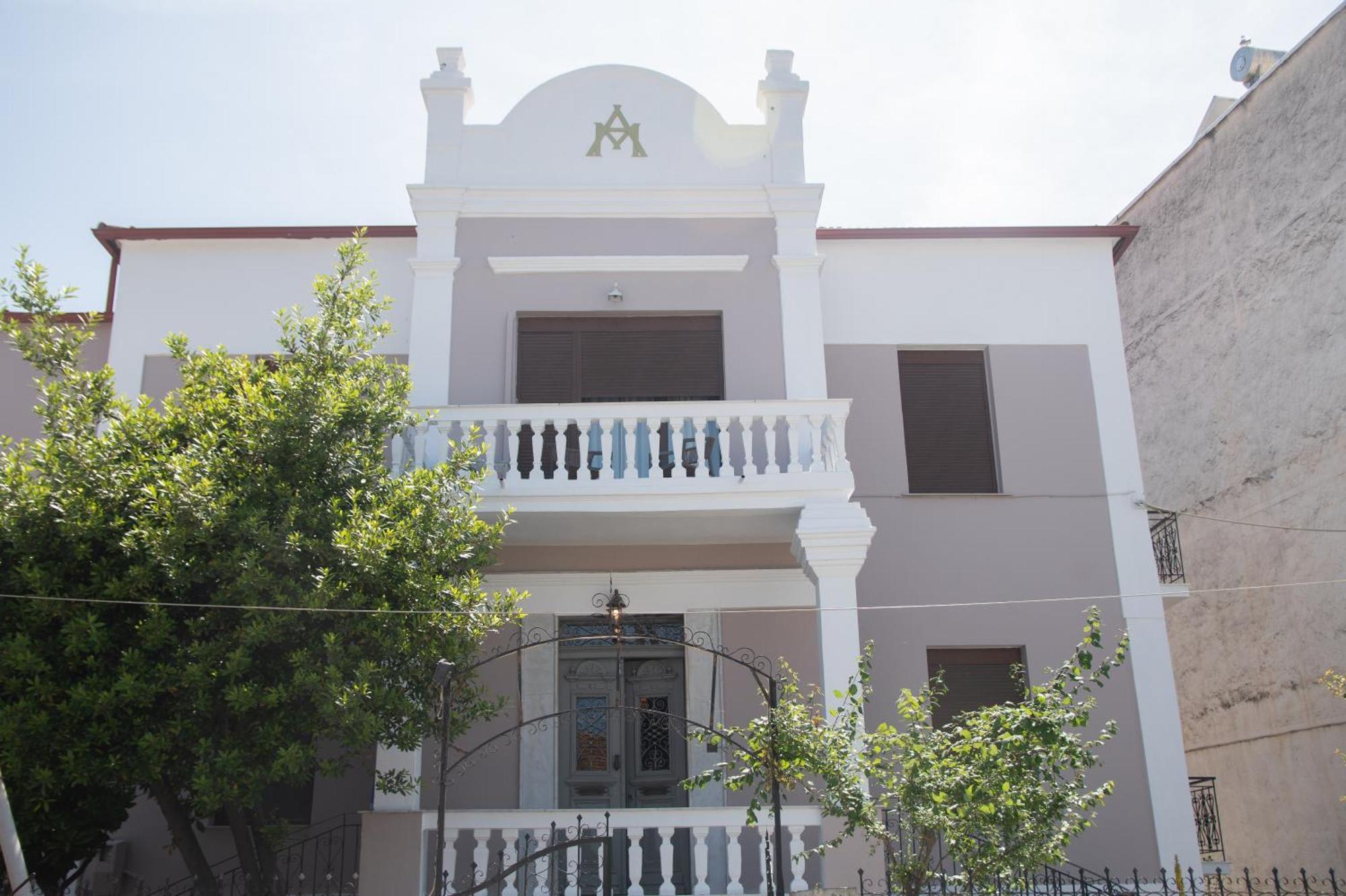 Acropolis Hotel Limenas  Exterior photo